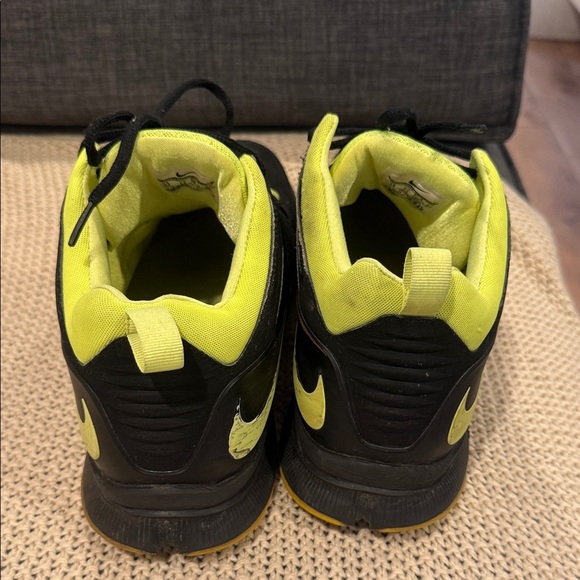 Nike FEEE TRAINER 7.0 MENS 14Black and Neon green Sneakers main image 5